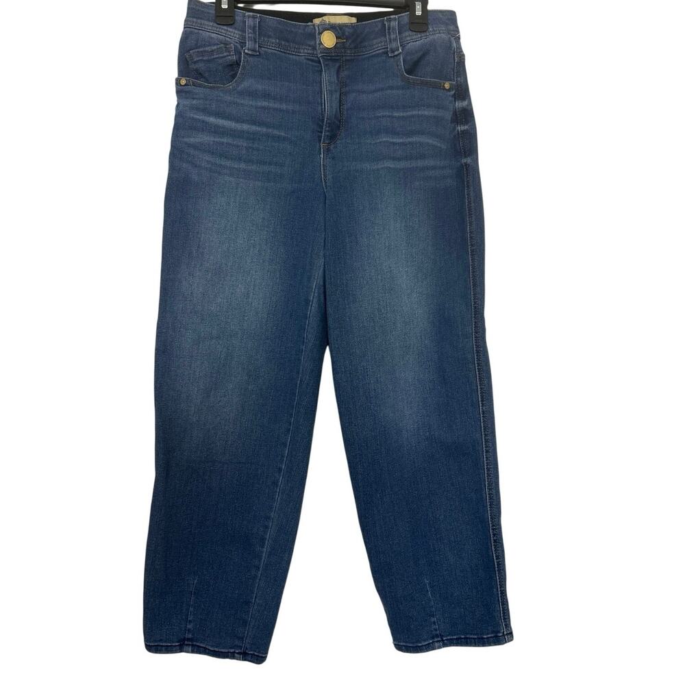 Democracy Barrel Leg Ankle Dart Hem
Ab Technology Jeans Medium Wash 6 
Relaxed